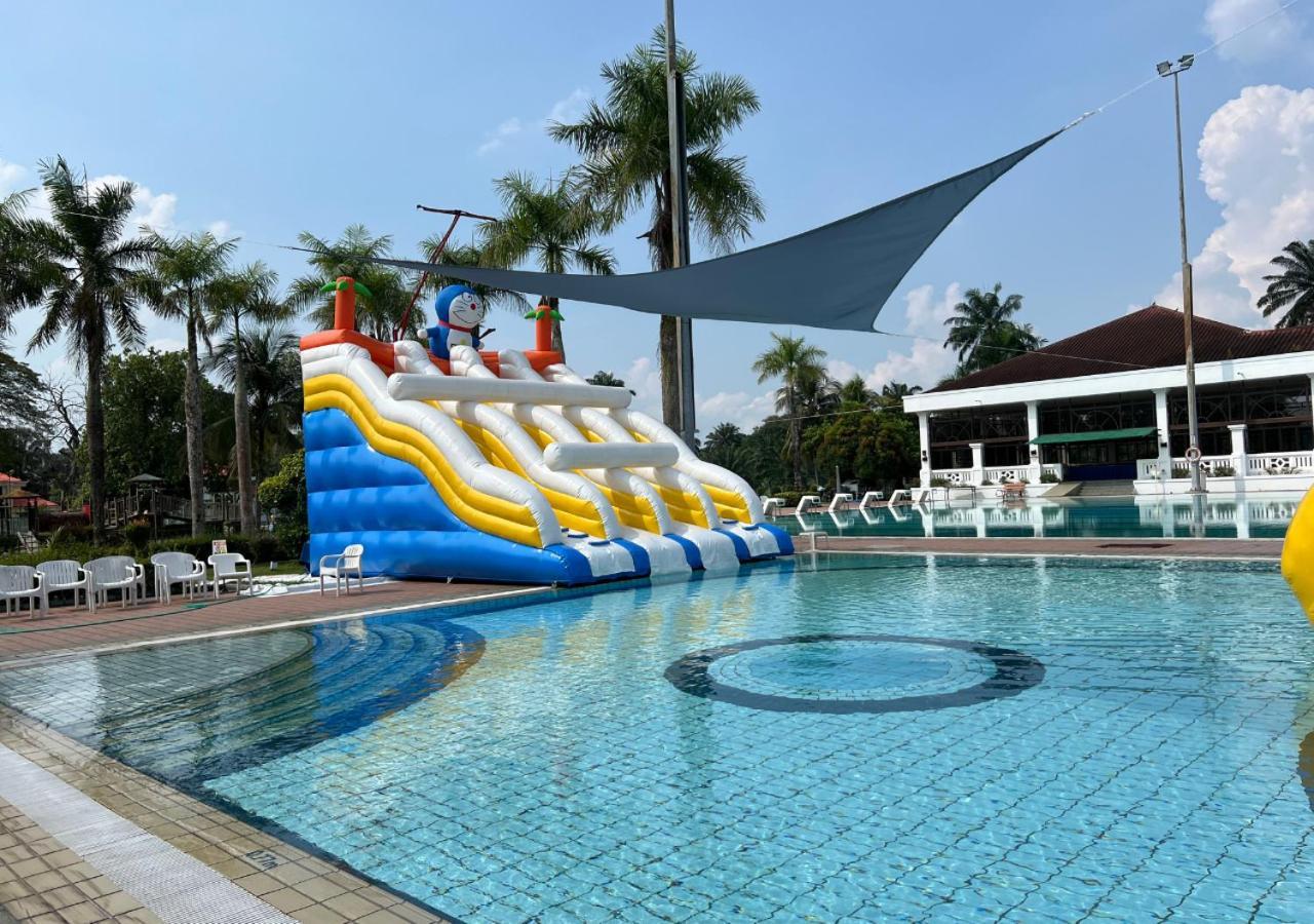 Tanjung Puteri Golf And Resort Malaysia Pasir Gudang Exterior foto